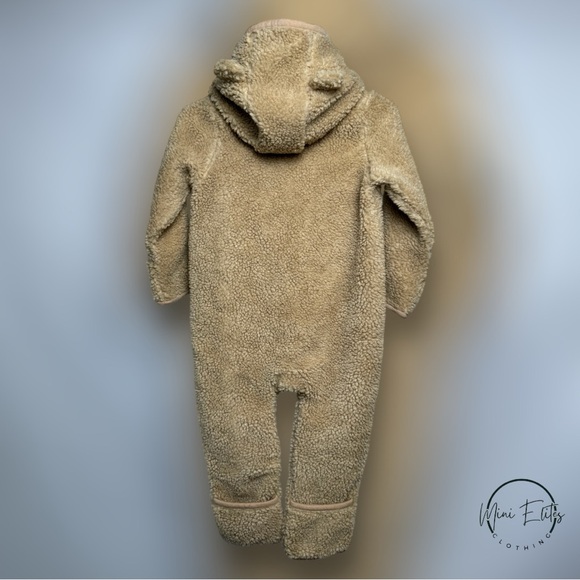 Gap Baby Bunting - Picture 2 of 2